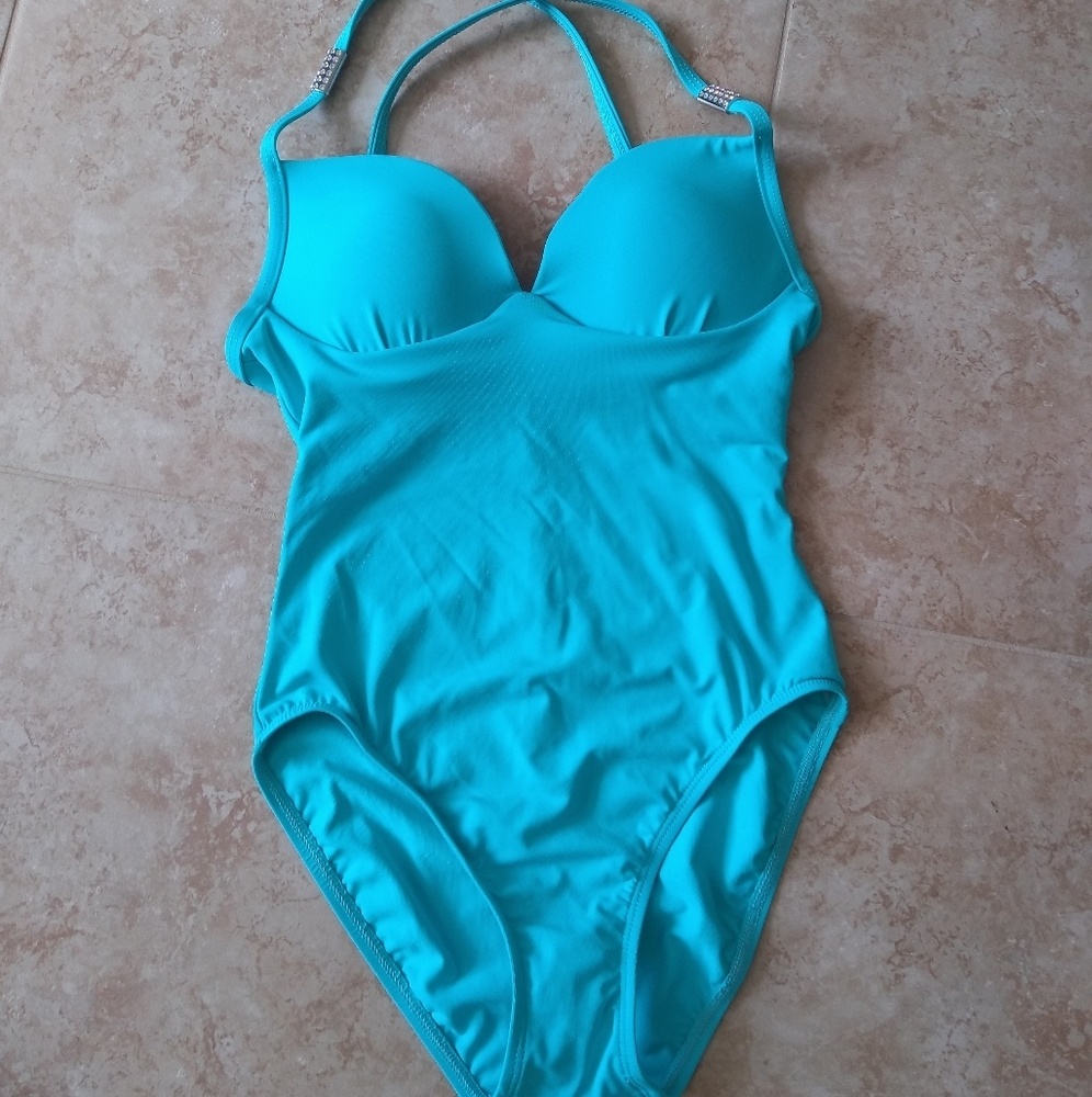 Beautiful Boston Proper bathing suit size 6